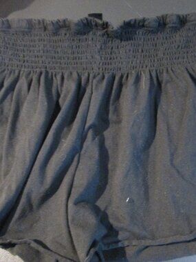 Juniors sz L Black dress shorts by Shein